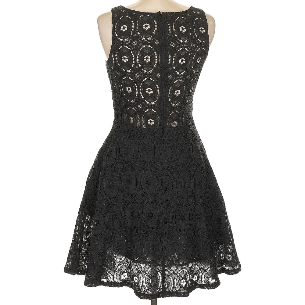 BB Dakota Fit and Flare Black Lace Dress Size 10